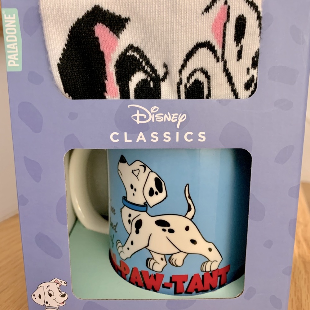 2x Adorable 101 Dalmatians Disney Sock & Mug Set
